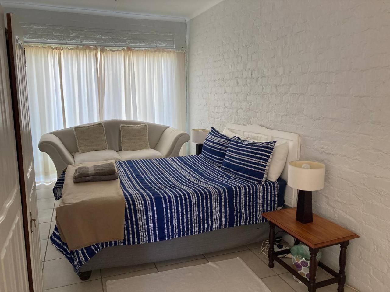57 On Wellington Accommodation Колчестер Екстер'єр фото